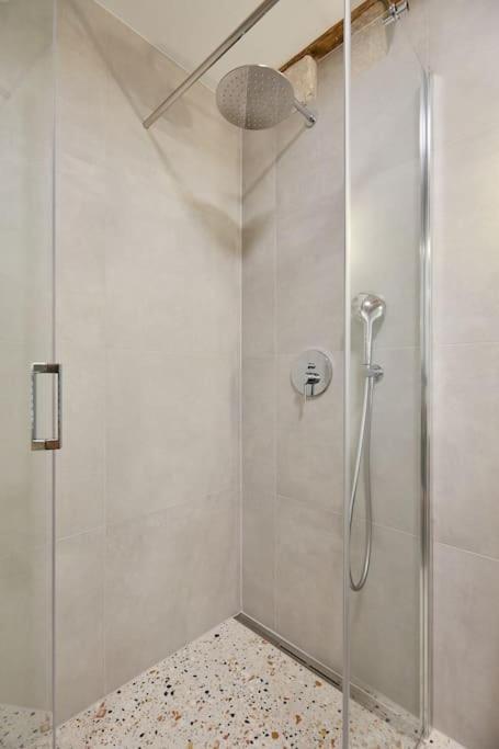 Modern Stone House, Luxury In Old Town Guest house 4*