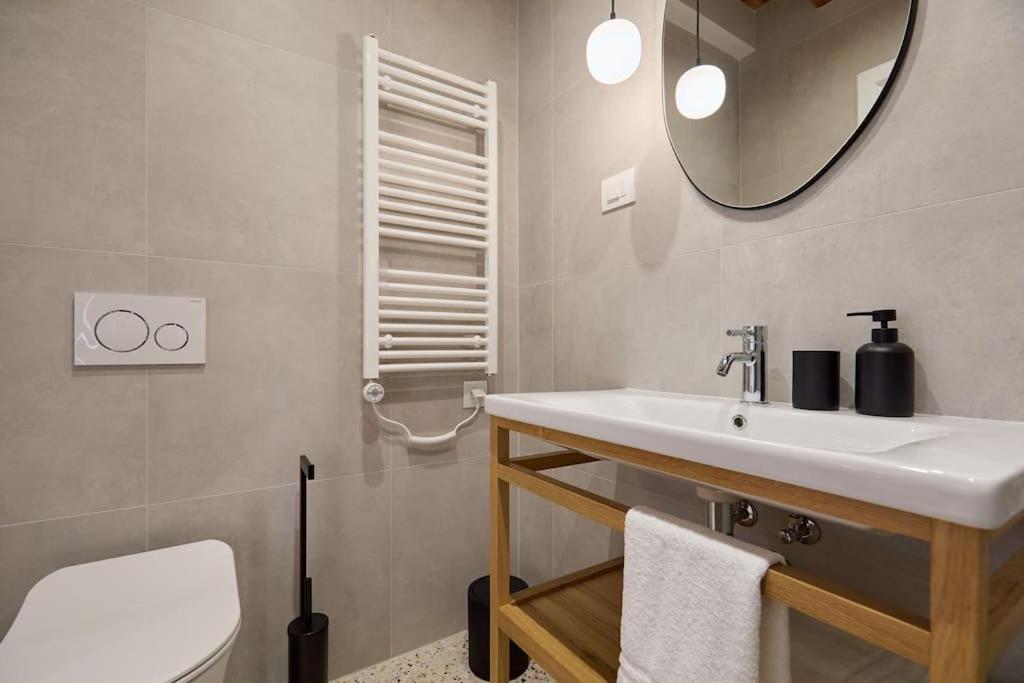 Guest house Modern Stone House, Luxury In Old Town