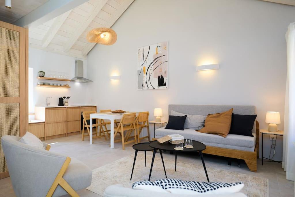 Modern Stone House, Luxury In Old Town 4*