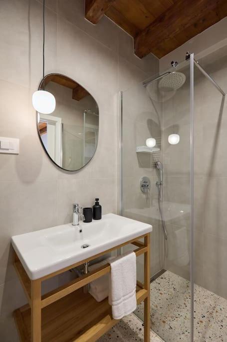 Guest house Modern Stone House, Luxury In Old Town