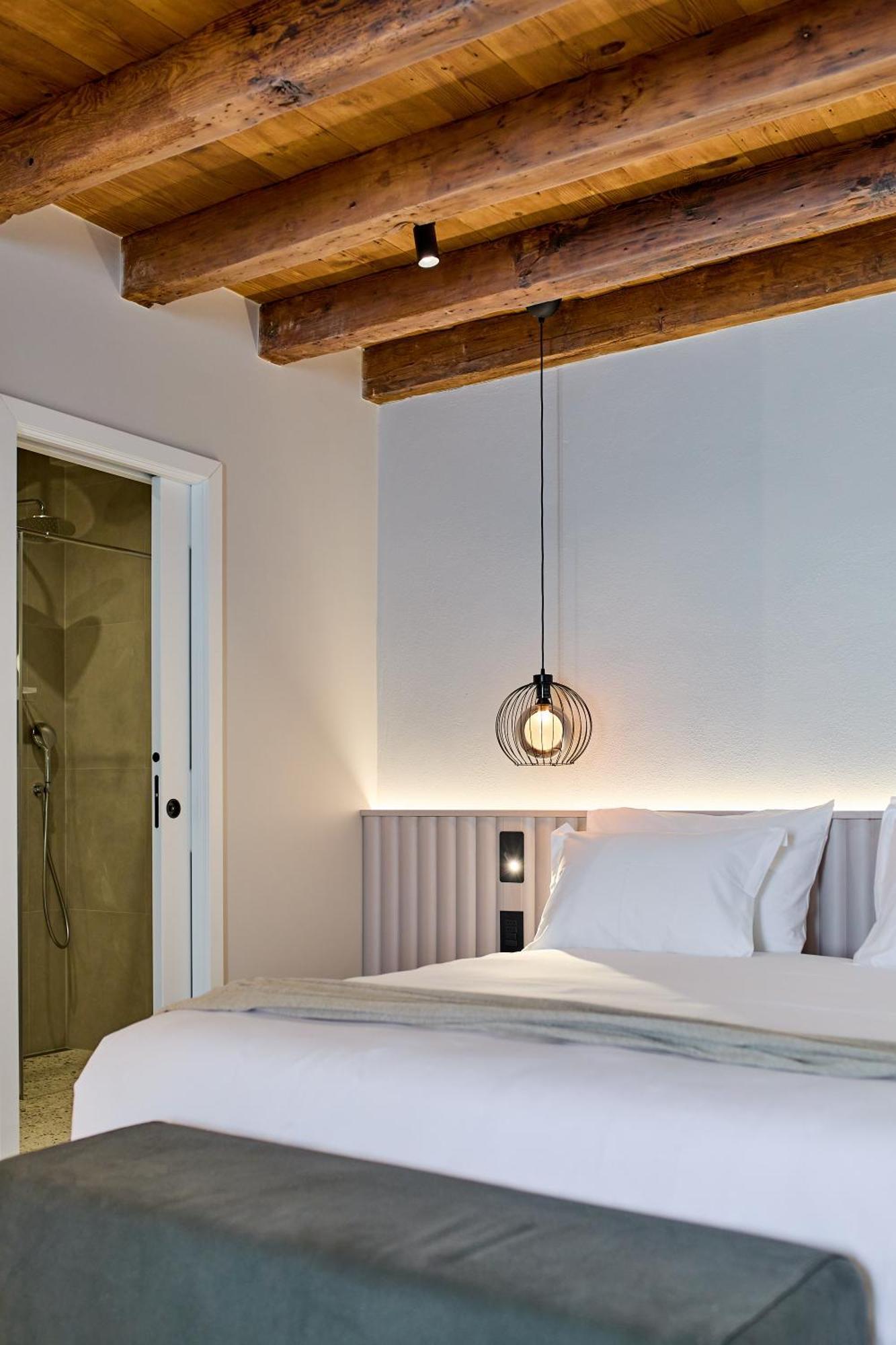Affittacamere Modern Stone House, Luxury In Old Town